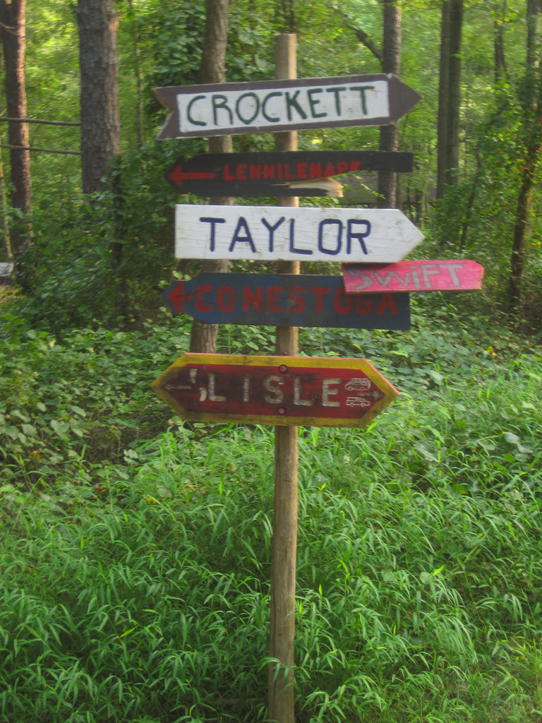 Stockade Trail Split Sign in 2010