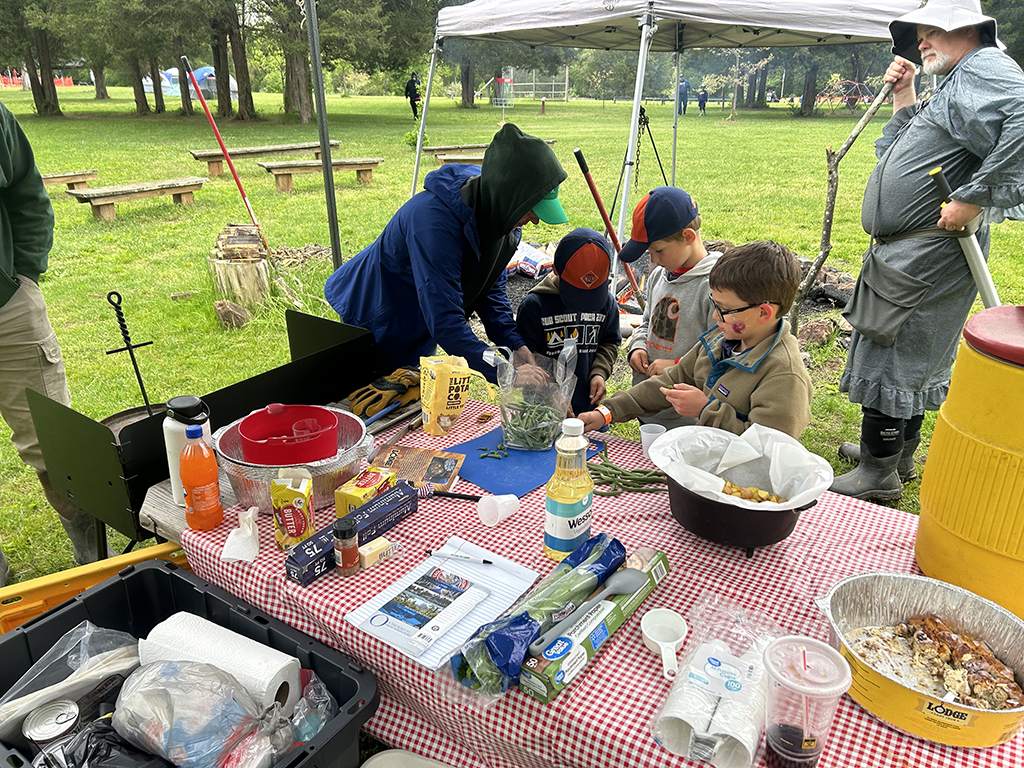 Cub Scouts Prepare the Veggies