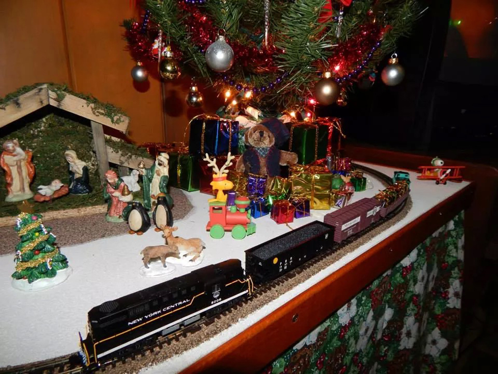 Model Train Set